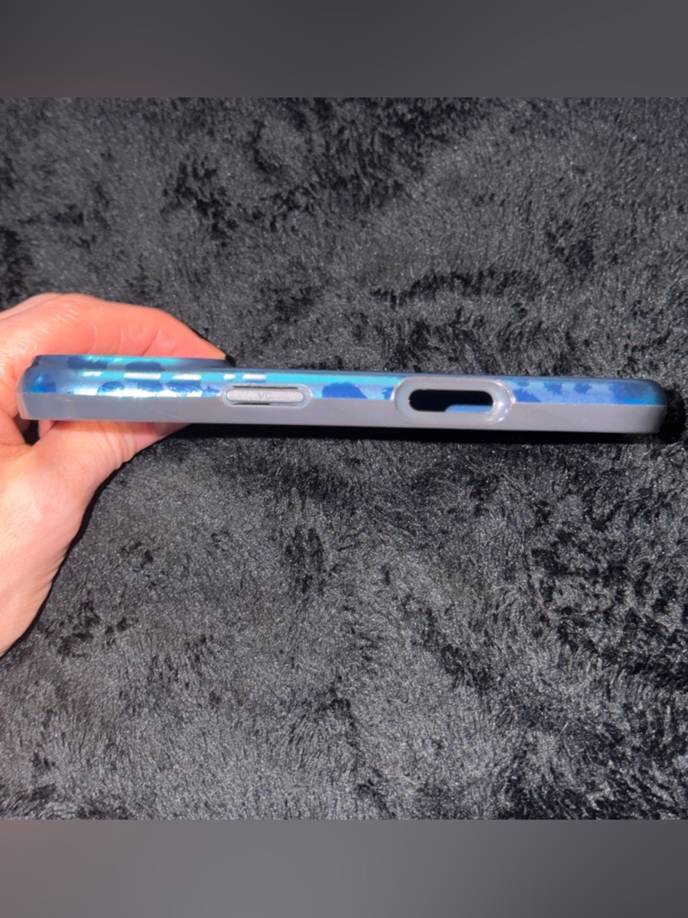 Velvet Caviar Navy/Dark Blue Leopard Print Phone Case - iPhone 16 PRO - Picture 13 of 15